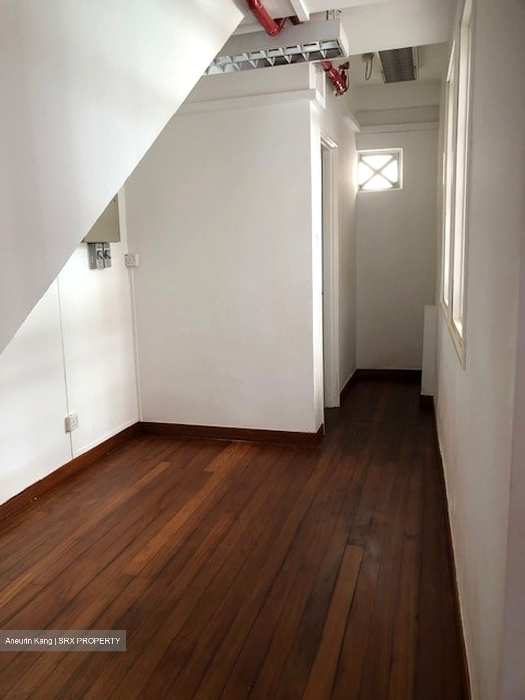 Circular Road (D1), Office #566100581